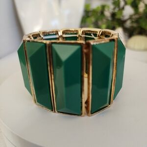 Vintage Gold and Green Acrylic Stretch Bracelet